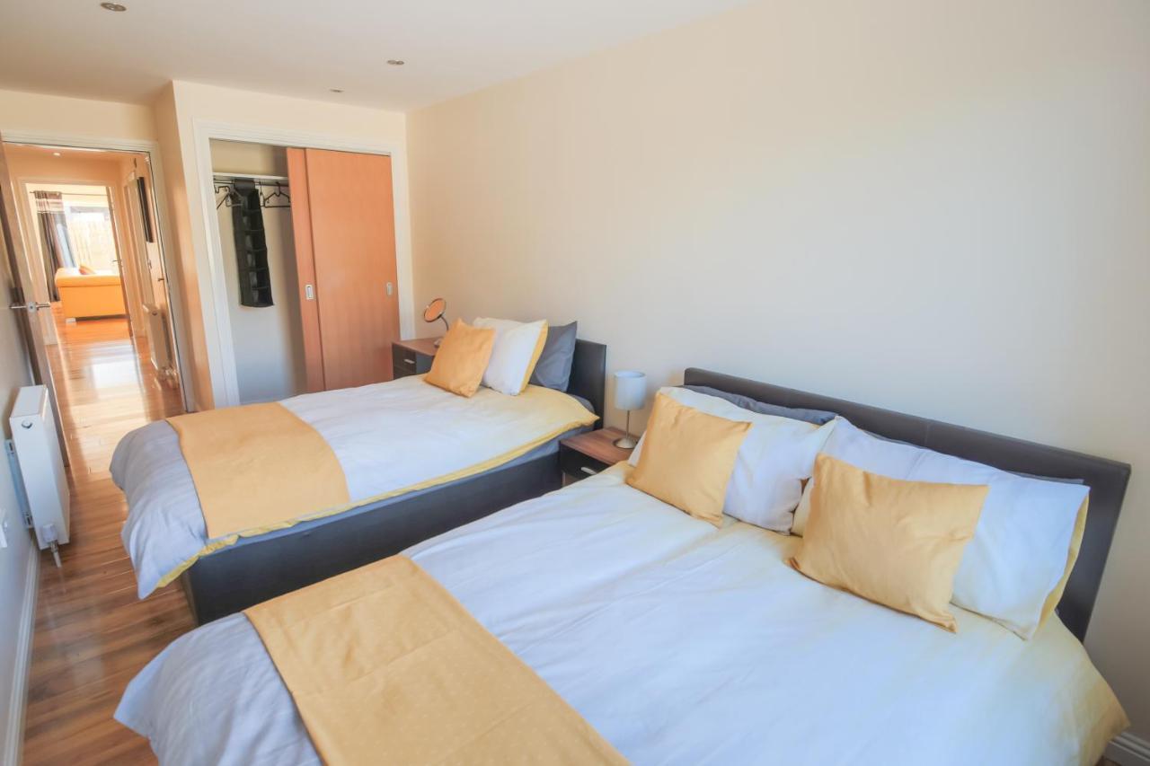 Stylish Modern Newly Built Apartment 15 Min From City Centre EDI Eksteriør bilde