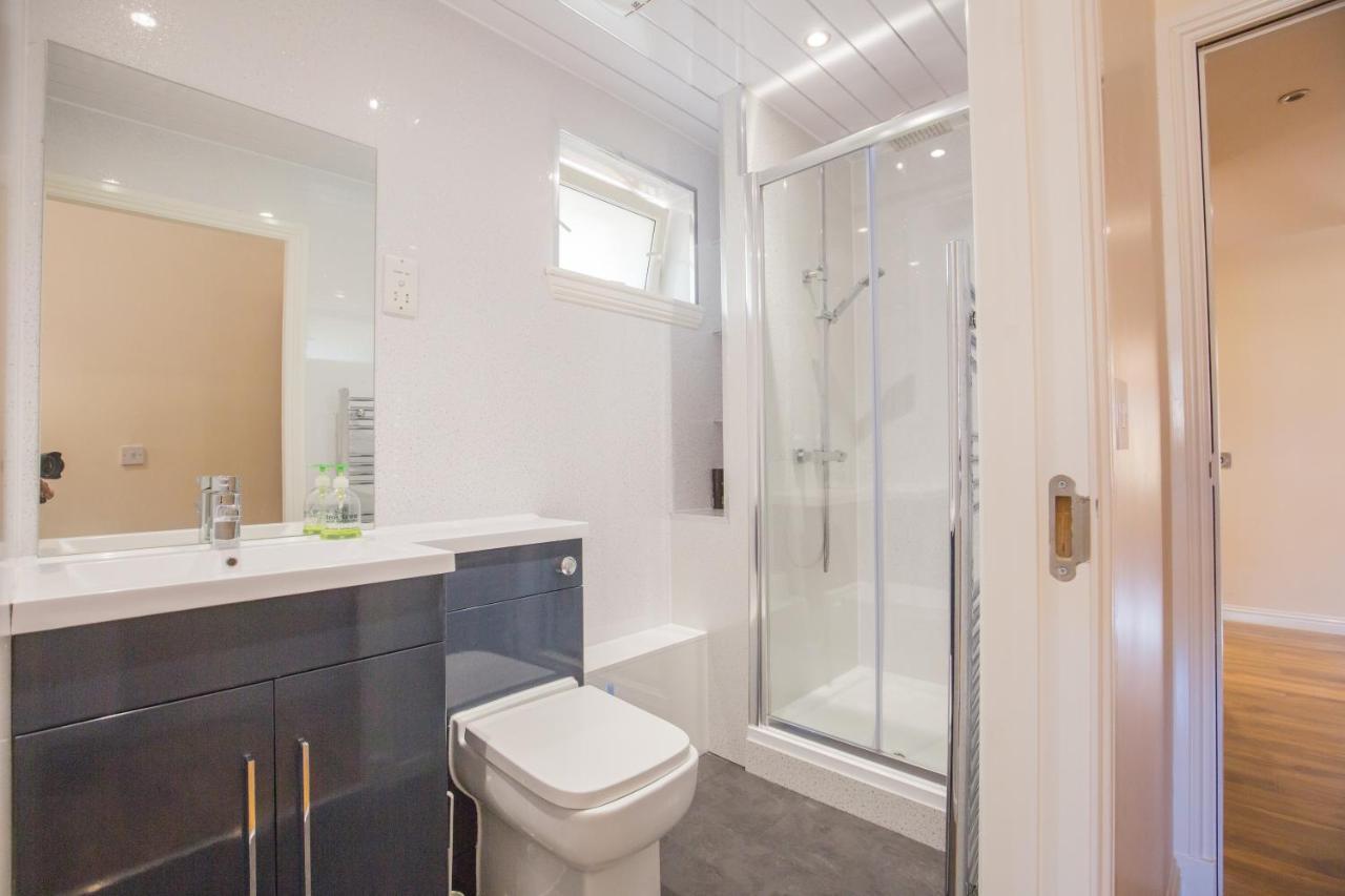 Stylish Modern Newly Built Apartment 15 Min From City Centre EDI Eksteriør bilde